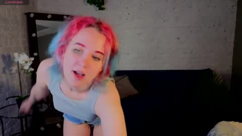 Scarlett online show from May 22, 2026, 5:58 am