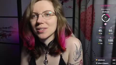 Snapshot of scarlettsrose chatting on February 26, 2025, 11:15 pm Scarlett online show from February 26, 2025, 11:15 pm