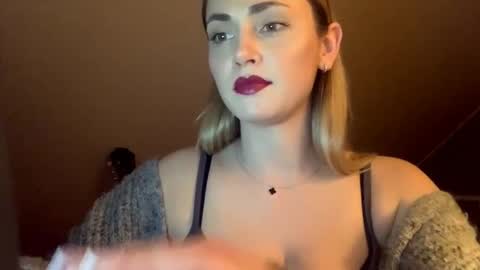 ScarlettxBlonde online show from March 19, 2026, 6:34 pm