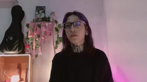 Snapshot of scarllett_bdsm chatting on July 2, 2026, 3:34 am Scarllett online show from July 2, 2026, 3:34 am