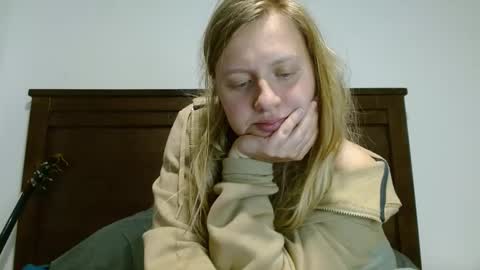 ScarTit Bernhard online show from March 11, 2025, 4:10 am