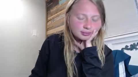 ScarTit Bernhard online show from March 23, 2026, 12:03 am