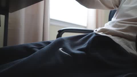 Skinny College Boy online show from February 5, 2026, 12:04 am