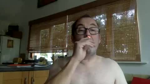 scbiggersballs online show from October 7, 2025, 7:16 am