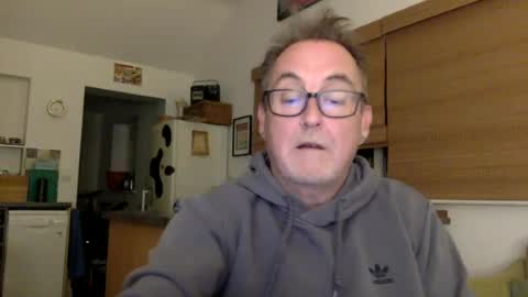scbiggersballs online show from July 31, 2026, 1:27 am