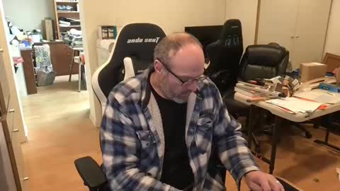 schief6218 online show from February 17, 2026, 12:40 am