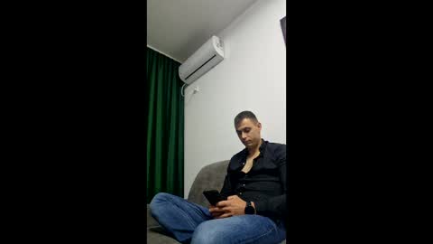 schott682984 online show from May 22, 2026, 8:58 pm