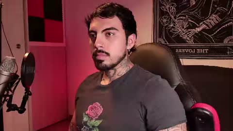 Snapshot of scockpion_ chatting on June 29, 2026, 6:52 am Alejandro help me to reach 200 thumps up online show from June 29, 2026, 6:52 am
