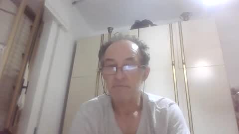 scotchwhieskie online show from September 9, 2025, 7:02 pm