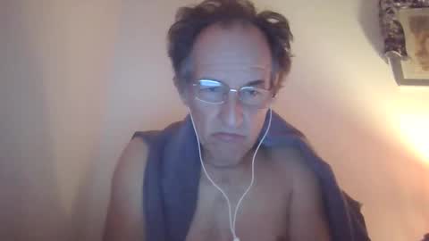 scotchwhieskie online show from October 12, 2025, 10:20 pm