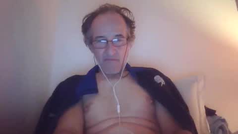 scotchwhieskie online show from November 15, 2025, 11:54 pm