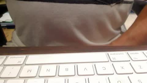 Snapshot of scottalone chatting on May 6, 2026, 1:38 pm Scott online show from May 6, 2026, 1:38 pm
