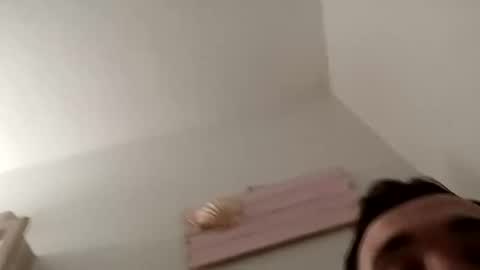 scottharrielson2025 online show from April 22, 2026, 10:33 pm