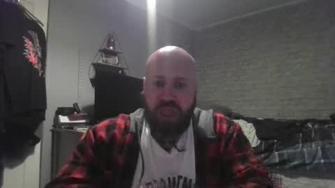 Snapshot of scottish_alien chatting on May 1, 2026, 7:51 pm Richard James online show from May 1, 2026, 7:51 pm
