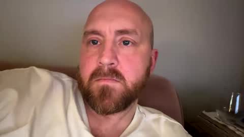 Snapshot of scottric chatting on February 9, 2025, 5:22 pm SexyDaddy online show from February 9, 2025, 5:22 pm