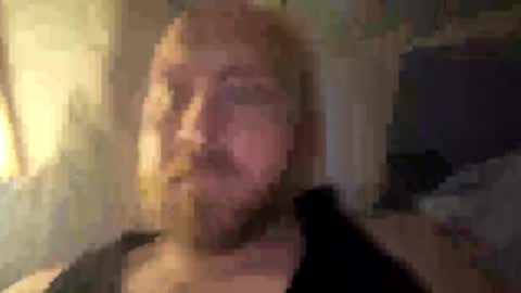 Snapshot of scottric chatting on February 10, 2025, 10:19 pm SexyDaddy online show from February 10, 2025, 10:19 pm