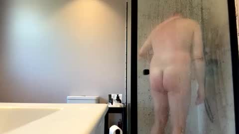 Snapshot of scottric chatting on October 12, 2025, 10:36 am SexyDaddy online show from October 12, 2025, 10:36 am