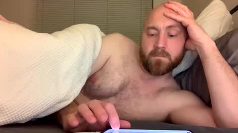 Snapshot of scottric chatting on January 9, 2026, 10:55 pm SexyDaddy online show from January 9, 2026, 10:55 pm