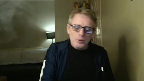Snapshot of scottsman214 chatting on February 16, 2025, 9:05 pm James online show from February 16, 2025, 9:05 pm