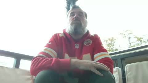 Snapshot of scottybobbit chatting on November 2, 2025, 8:33 pm Scott online show from November 2, 2025, 8:33 pm