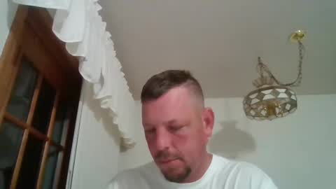 scottydoesntknow0 online show from September 21, 2025, 10:39 am