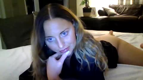 Scouse Lexi  online show from September 15, 2025, 9:37 pm