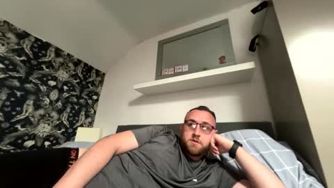 Snapshot of scousegay4 chatting on May 4, 2026, 12:56 pm StraightScouse online show from May 4, 2026, 12:56 pm