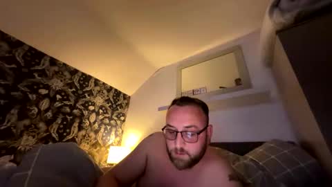 Snapshot of scousegay4 chatting on May 16, 2026, 8:07 pm StraightScouse online show from May 16, 2026, 8:07 pm