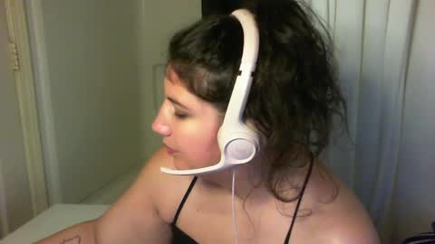 Danni online show from October 30, 2025, 12:01 am