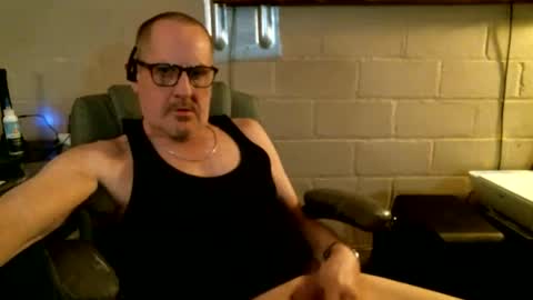 eating pussy  sucking dick online show from January 13, 2026, 5:02 am