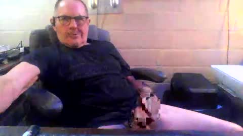 Snapshot of sdh69 chatting on March 29, 2026, 4:23 am eating pussy sucking dick online show from March 29, 2026, 4:23 am
