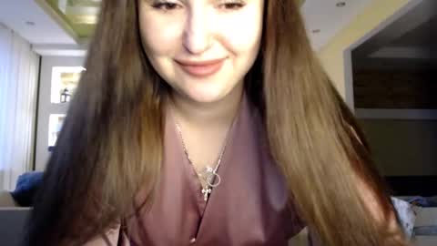 Elizabeth  online show from January 6, 2025, 12:57 pm