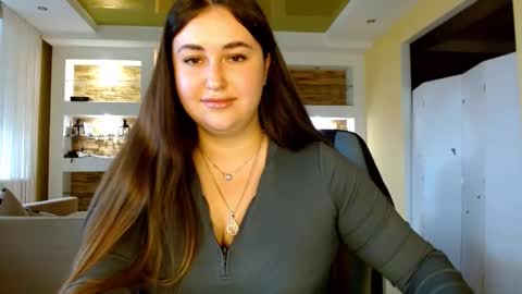 Elizabeth  online show from October 2, 2025, 7:04 am