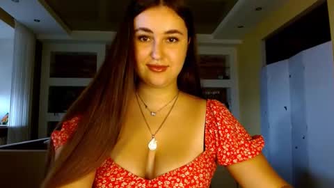 Elizabeth  online show from November 8, 2025, 9:09 am