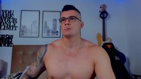 Sean Carrera online show from November 4, 2025, 1:16 am