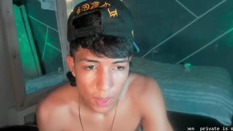 Snapshot of sean_scoth2 chatting on December 14, 2024, 1:39 am Sean Scoth online show from December 14, 2024, 1:39 am