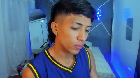 Snapshot of sean_scoth2 chatting on February 23, 2025, 5:01 am Sean Scoth online show from February 23, 2025, 5:01 am