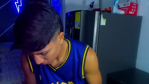 Snapshot of sean_scoth2 chatting on February 24, 2025, 5:11 am Sean Scoth online show from February 24, 2025, 5:11 am