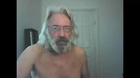 Snapshot of seantheflyer chatting on May 25, 2026, 1:06 pm seantheflyer online show from May 25, 2026, 1:06 pm