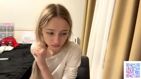 Snapshot of seasonhamiss chatting on May 1, 2026, 7:07 pm Kate online show from May 1, 2026, 7:07 pm