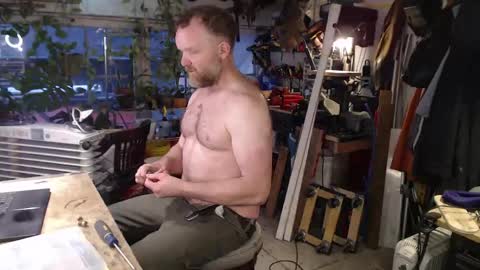 Snapshot of seattlemanwhore chatting on April 27, 2026, 1:31 pm Seattlemanwhore online show from April 27, 2026, 1:31 pm