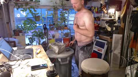 Snapshot of seattlemanwhore chatting on May 21, 2026, 2:02 pm Seattlemanwhore online show from May 21, 2026, 2:02 pm