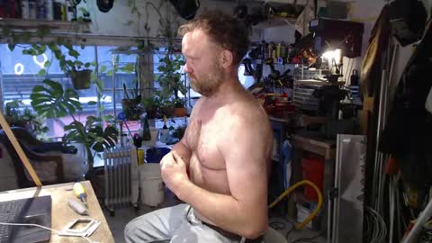 Snapshot of seattlemanwhore chatting on June 6, 2026, 2:11 pm Seattlemanwhore online show from June 6, 2026, 2:11 pm