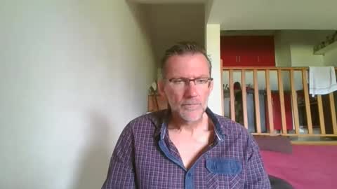 Snapshot of seb846894 chatting on May 3, 2026, 8:53 am seb846894 online show from May 3, 2026, 8:53 am