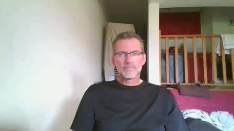 Snapshot of seb846894 chatting on May 5, 2026, 5:21 pm seb846894 online show from May 5, 2026, 5:21 pm