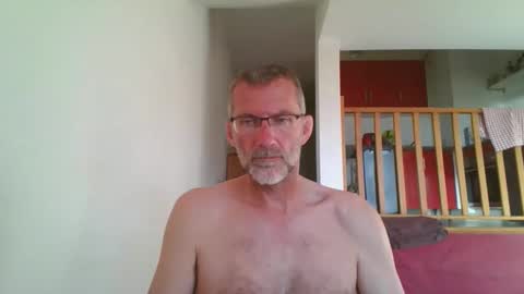 Snapshot of seb846894 chatting on May 25, 2026, 5:52 pm seb846894 online show from May 25, 2026, 5:52 pm