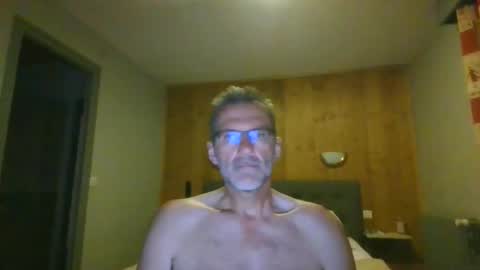 Snapshot of seb846894 chatting on June 8, 2026, 10:21 pm seb846894 online show from June 8, 2026, 10:21 pm