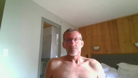 Snapshot of seb846894 chatting on June 16, 2026, 6:49 am seb846894 online show from June 16, 2026, 6:49 am