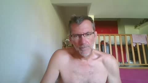 Snapshot of seb846894 chatting on June 26, 2026, 7:02 am seb846894 online show from June 26, 2026, 7:02 am