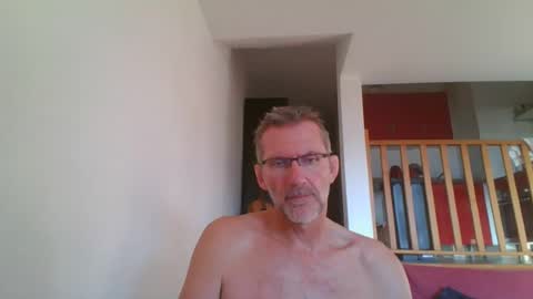 Snapshot of seb846894 chatting on August 2, 2026, 5:55 pm seb846894 online show from August 2, 2026, 5:55 pm